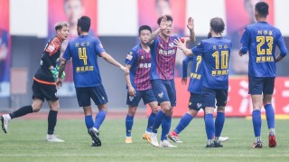 青岛黄海：带领球队征战各大赛事